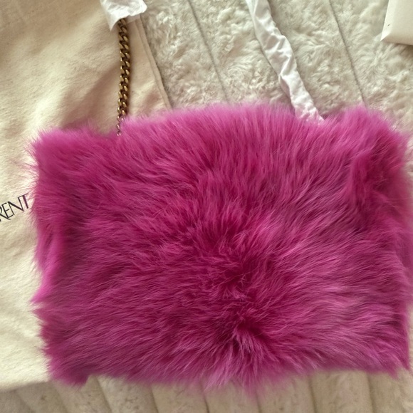 🖤SOLD🖤 Saint Laurent KATE SML REV FUR SHLDR MAGENTA NWT Beautiful 💓 - Picture 12 of 17